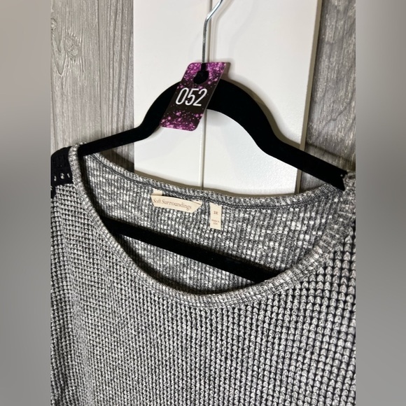 052. NWOT Soft Surroundings Bailey Waffle Knit Thermal Top Heathered Black Gray - Picture 4 of 6